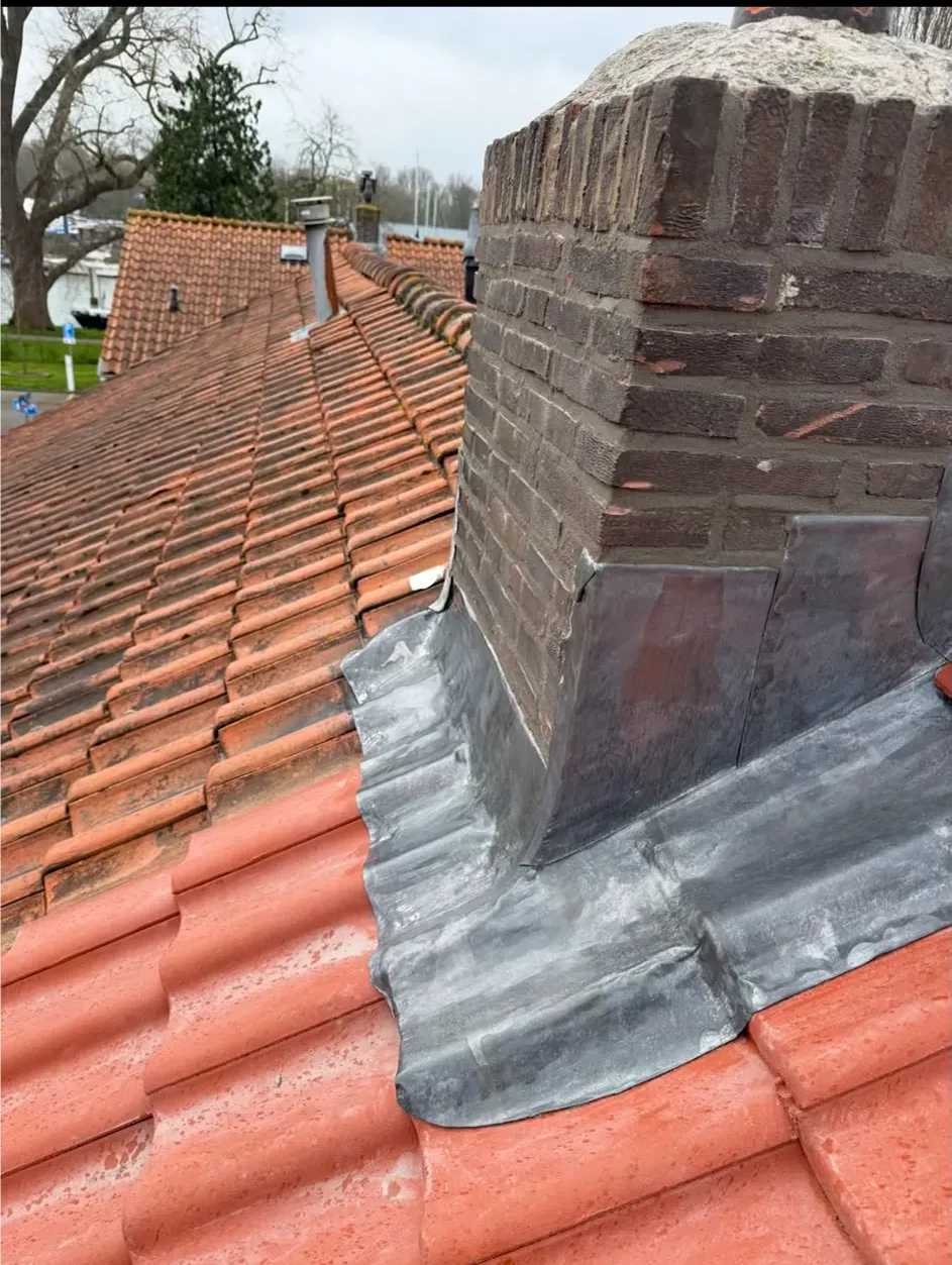 Loodwerk reparatie
